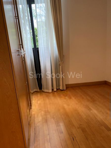 3 Bed Condo for Rent in  Grange 70 - Image 7